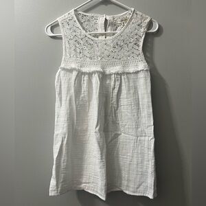 Max Studio sleeveless crochet gauze blouse‎ NEW